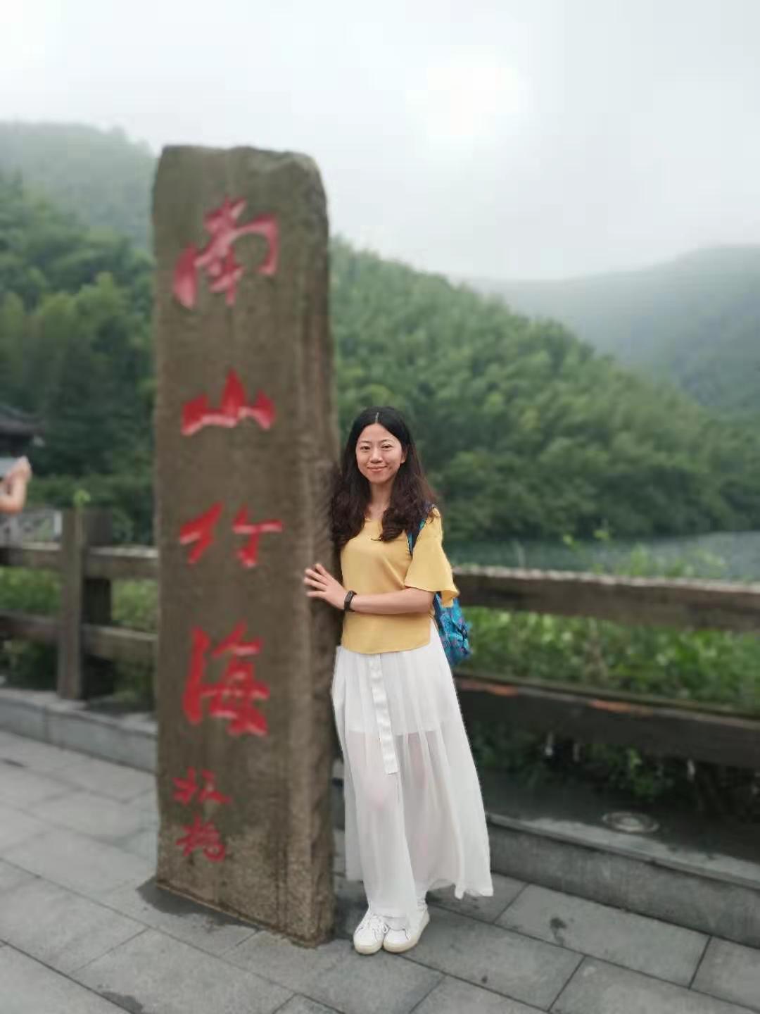 黄嫦燕.jpg