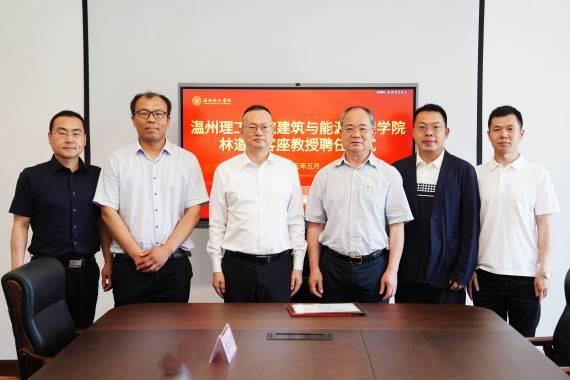 合影(1)(1).jpg